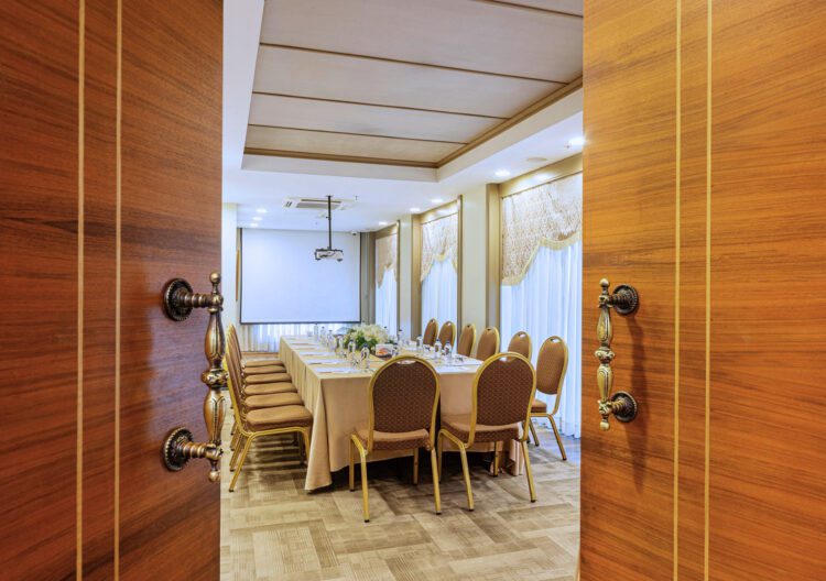 Yaşmak Meeting Room