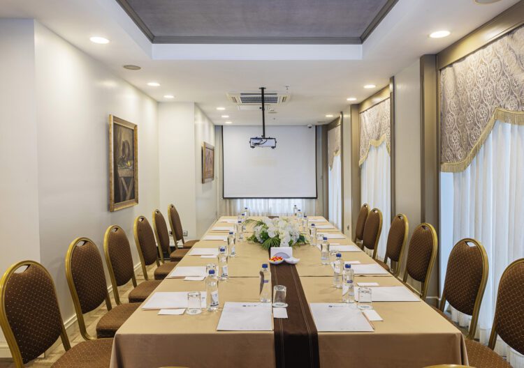 Yaşmak Meeting Room