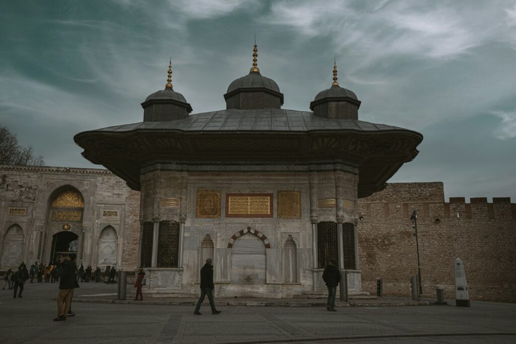 What Mysteries Lie Within Topkapi Palace’s Imperial Harem?